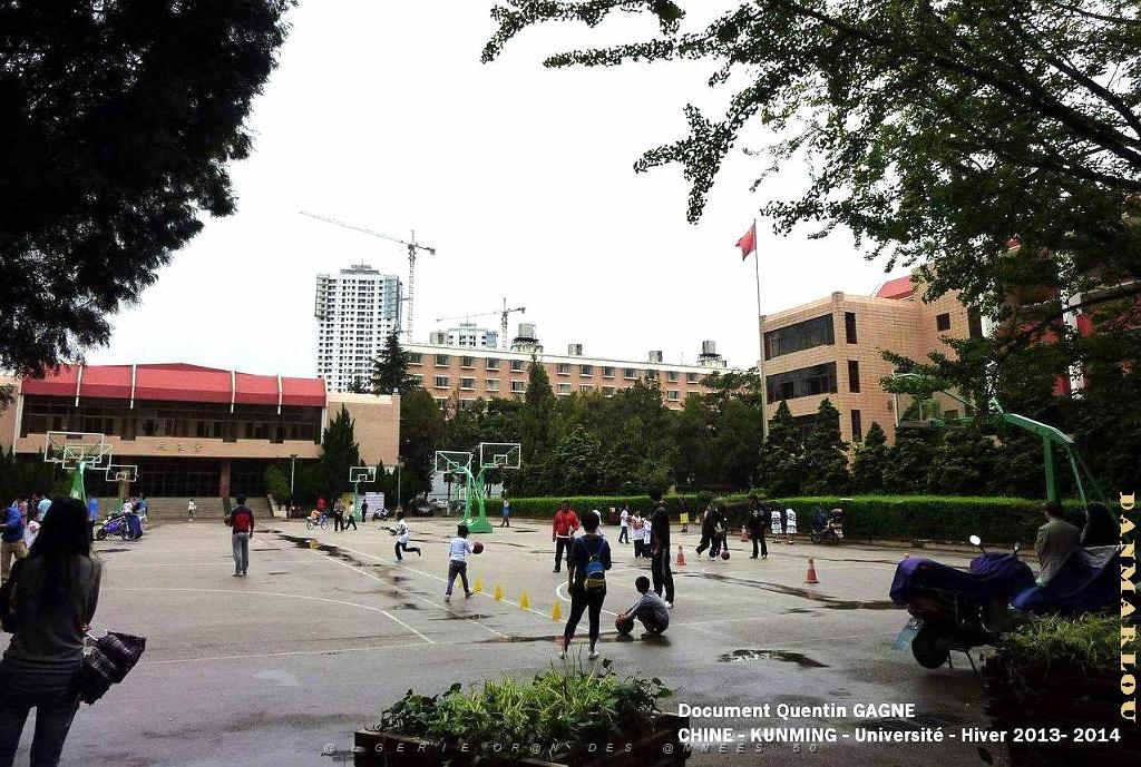 042-Quentin - Kunming .JPG